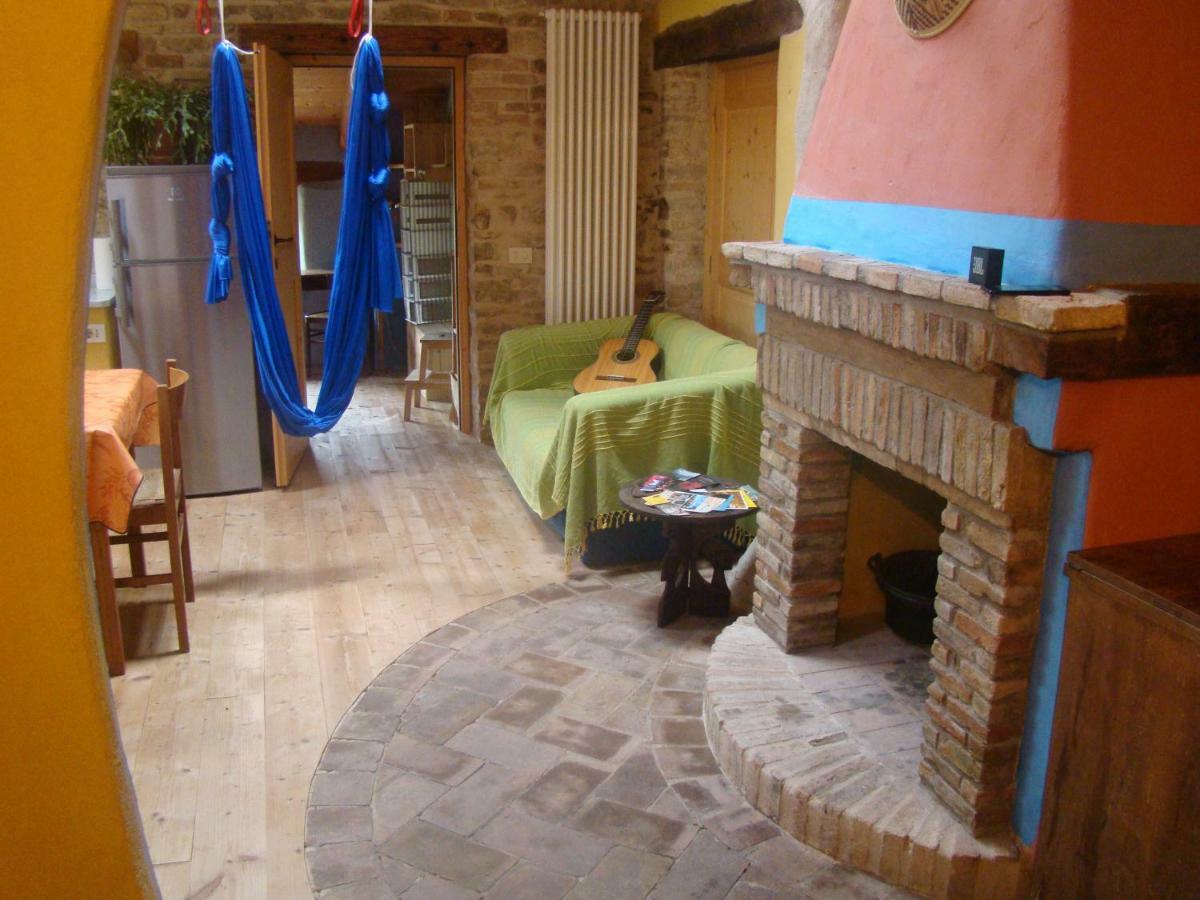 Casa Della Casa Leilighet San Severino Marche Eksteriør bilde